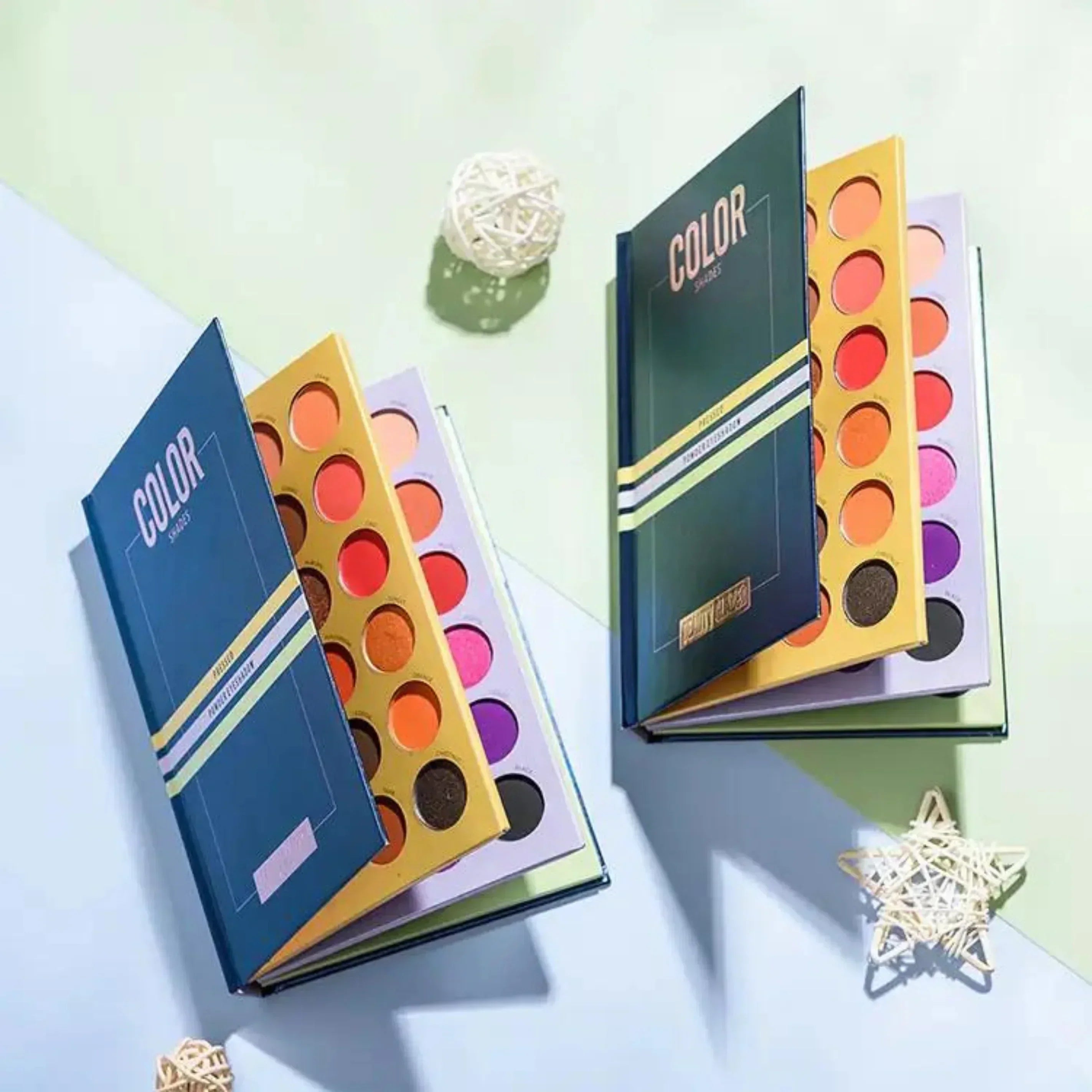 Large Three-Layer Makeup Palette - 72 Eye Shadow Colors - ZIOR