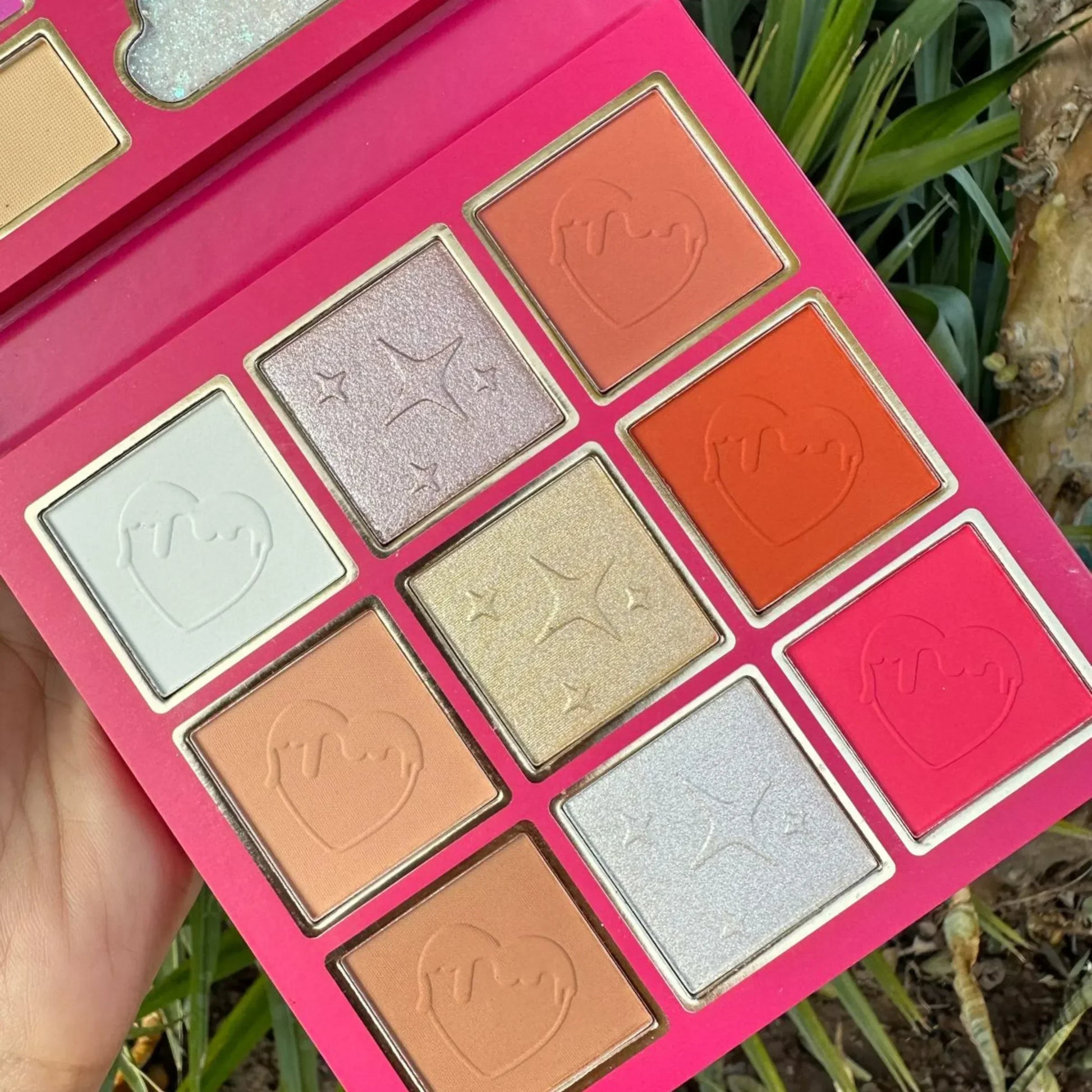 Rainbow Makeup Palette - ZIOR