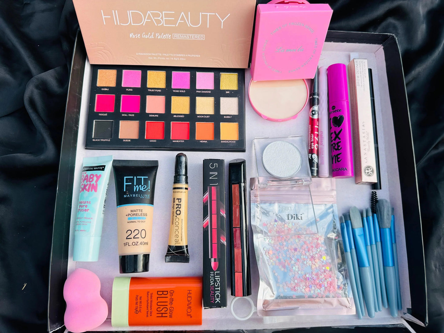 All In One Makeup Hamper - ZIOR